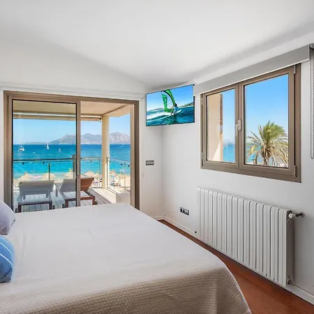 Apartment Mir - Frontline, Large Balcony & Sea View *