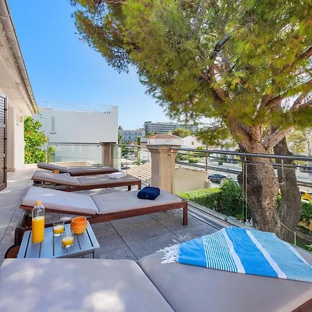 Mir - Frontline, Large Balcony & Sea View *
